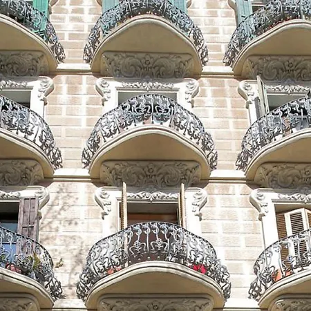 Πανσιόν Balkonis